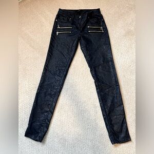 Forever 21 Juniors Dark Blue Jeans